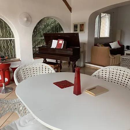 A Avec Piscine, Climatisation Et Wi-fi, A 5 Min De La - Fr-1-335-169 Hyeres