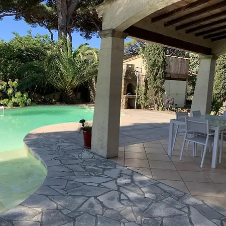Villa A Avec Piscine, Climatisation Et Wi-fi, A 5 Min De La - Fr-1-335-169
